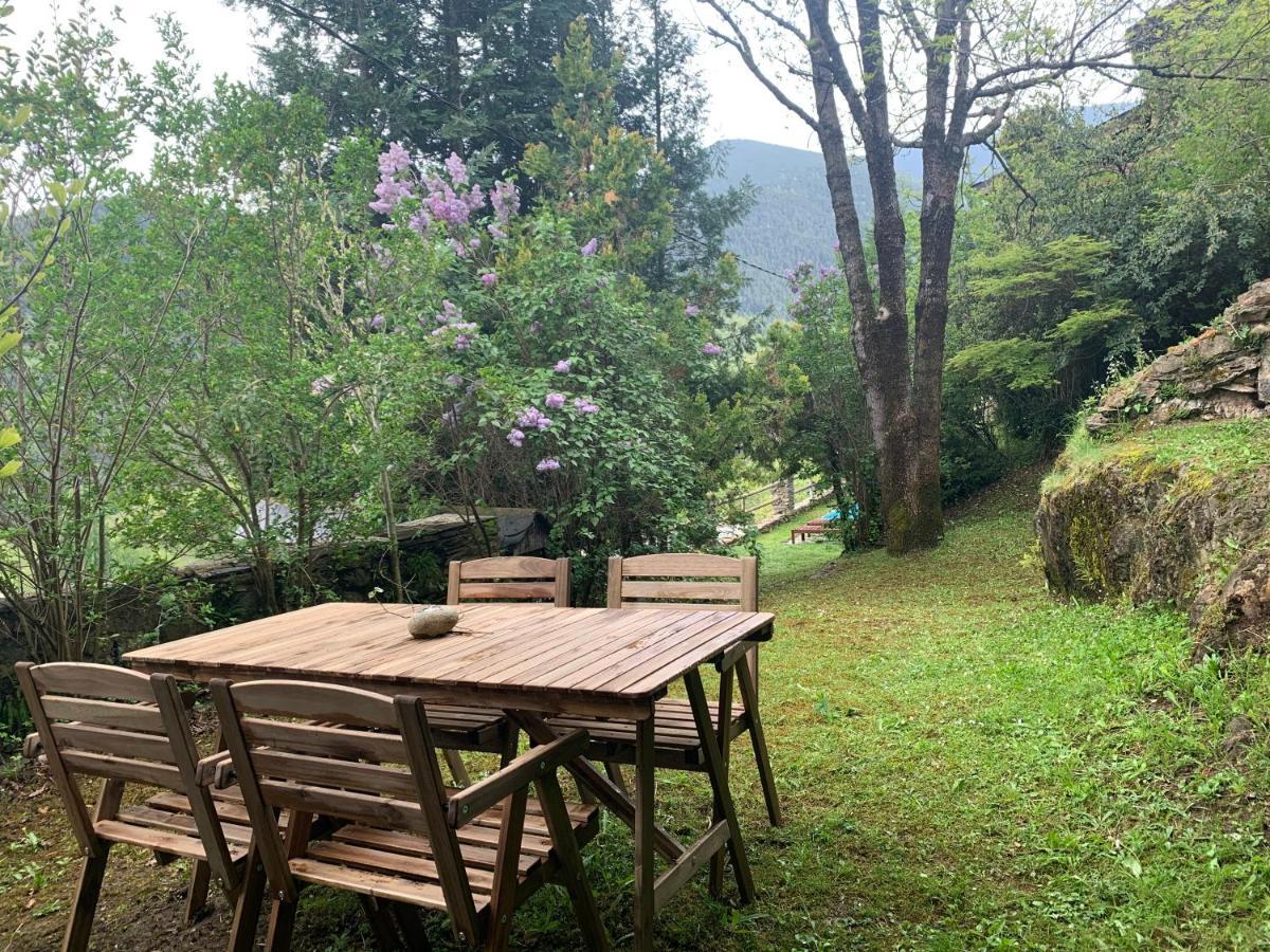 Casa Rural Pirineu Neva Buitenkant foto